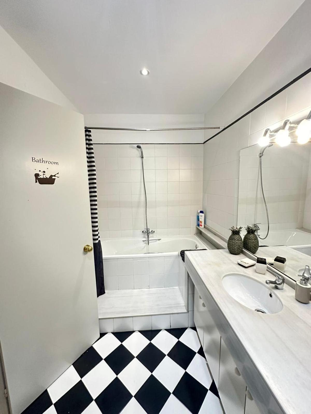 Rooms Aribau Barcelona Buitenkant foto